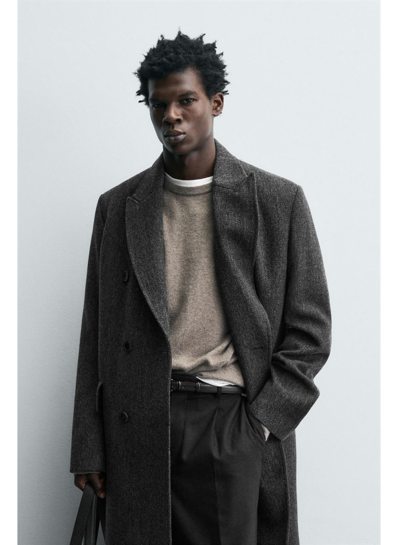 Пальто limited edition из шерстяного смесового хerringbone с двубортной застежкой Пальто limited edition из шерстяного смесового хerringbone с двубортной застежкой