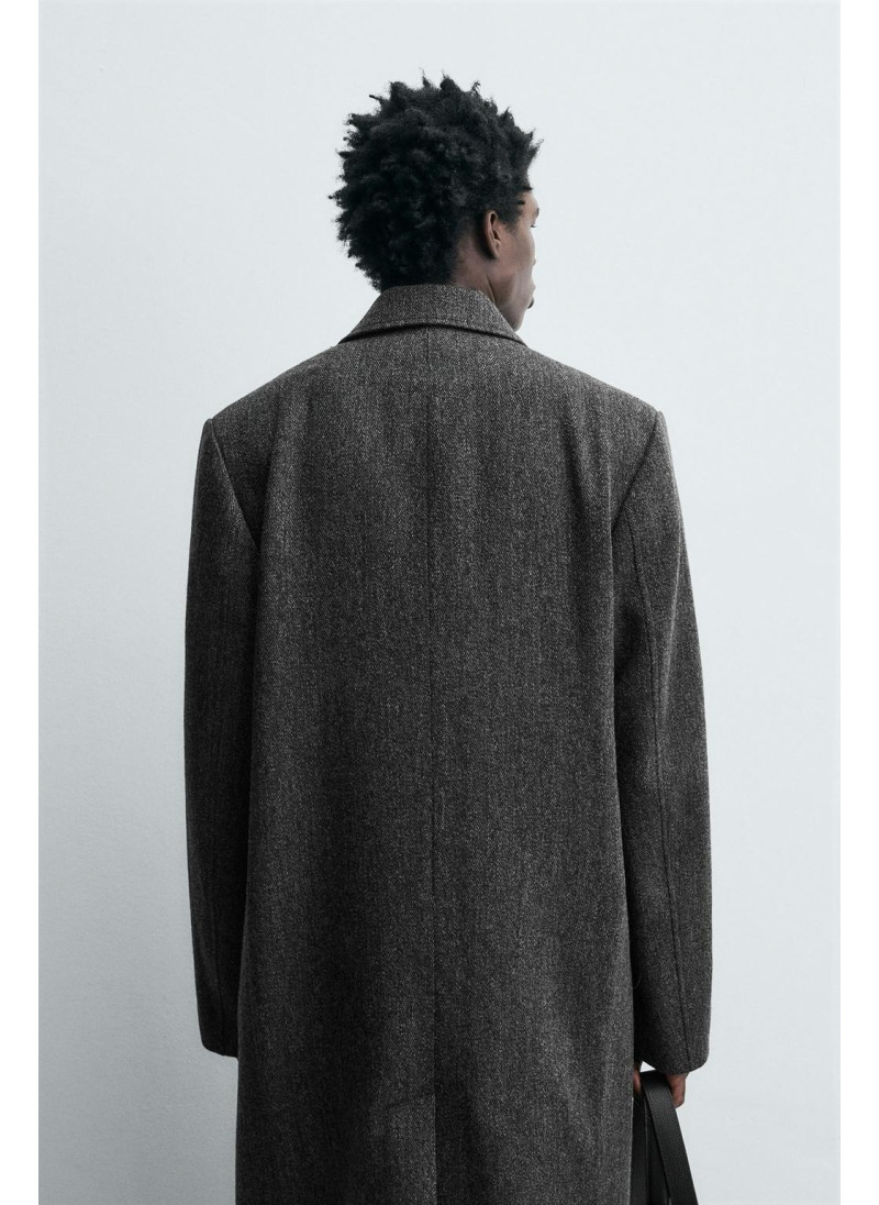 Пальто limited edition из шерстяного смесового хerringbone с двубортной застежкой Пальто limited edition из шерстяного смесового хerringbone с двубортной застежкой