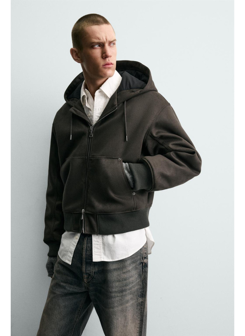 СТЕГАНАЯ КУРТКА С ЭФФЕКТОМ ЗАМШИ СТЕГАНАЯ КУРТКА С ЭФФЕКТОМ ЗАМШИ