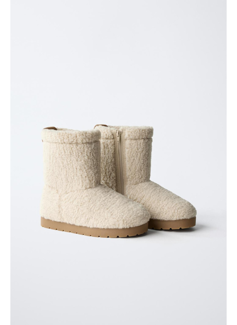 БОТИНКИ ИЗ ИСКУССТВЕННОЙ ОВЧИНЫ БОТИНКИ ИЗ ИСКУССТВЕННОЙ ОВЧИНЫ