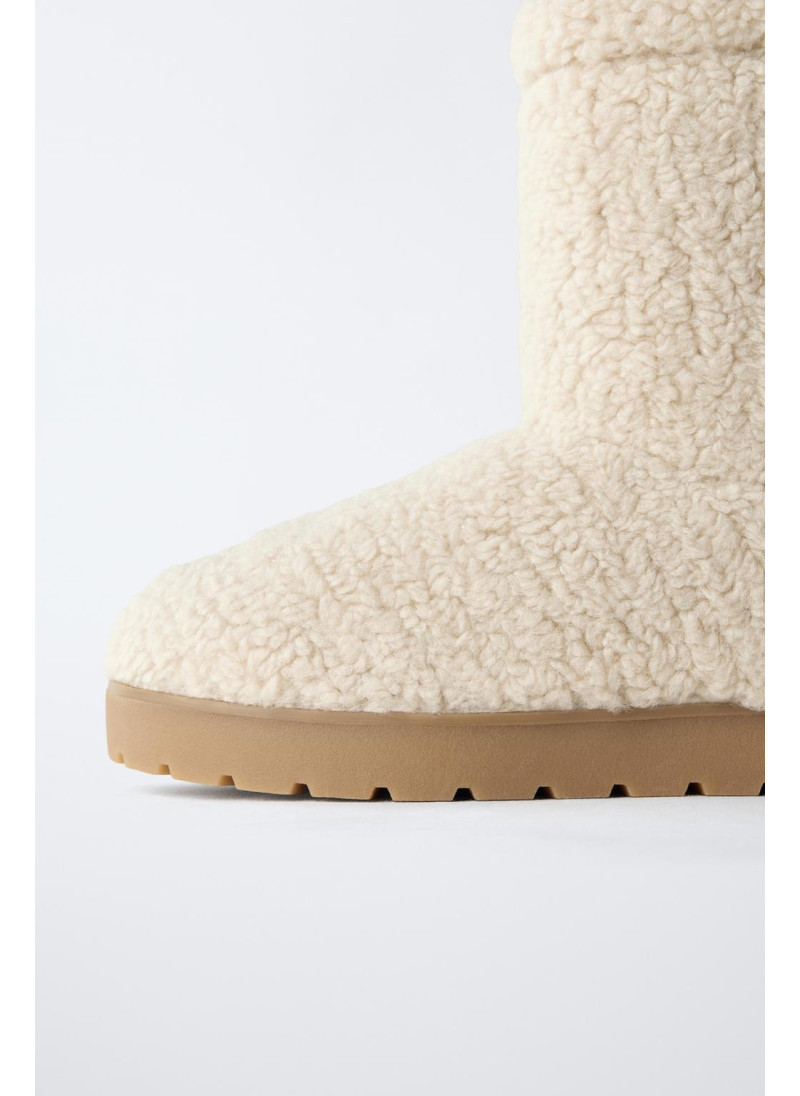 БОТИНКИ ИЗ ИСКУССТВЕННОЙ ОВЧИНЫ БОТИНКИ ИЗ ИСКУССТВЕННОЙ ОВЧИНЫ