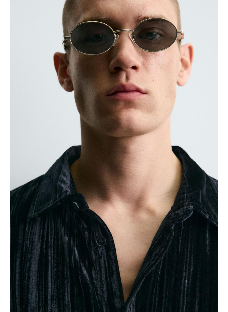 Рубашка-овершерт из плиссированного бархата Рубашка-овершерт из плиссированного бархата