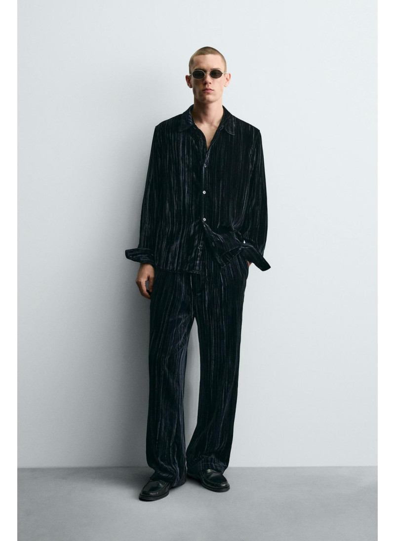 Рубашка-овершерт из плисси�...