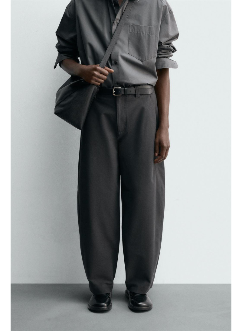 Брюки свободного кроя balloon fit Брюки свободного кроя balloon fit