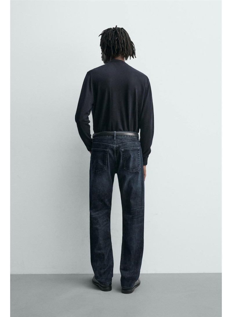 Джинсы с притиркой прямого кроя Джинсы с притиркой прямого кроя