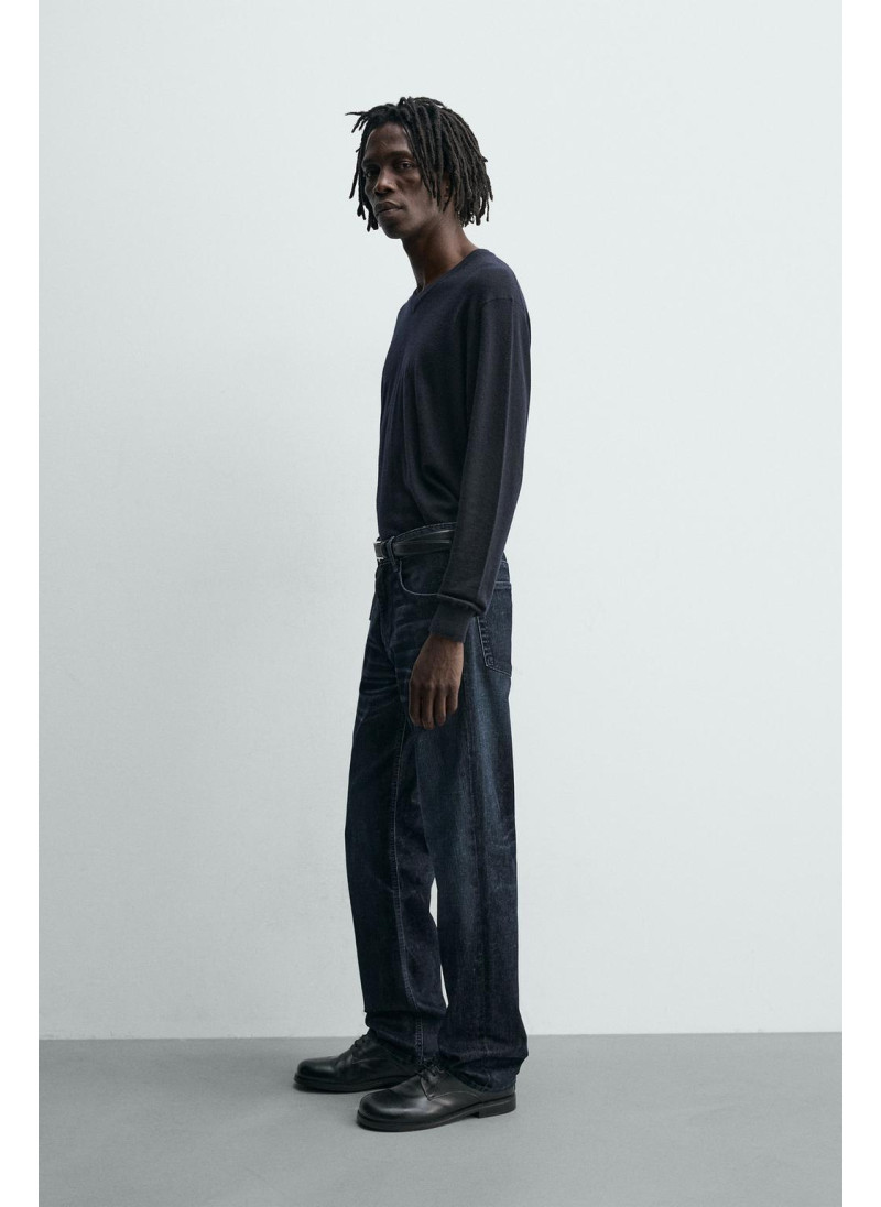 Джинсы с притиркой прямого кроя Джинсы с притиркой прямого кроя