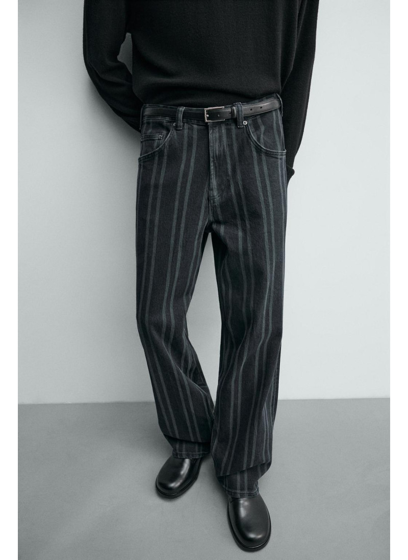 Джинсы в полоску свободного кроя Джинсы в полоску свободного кроя