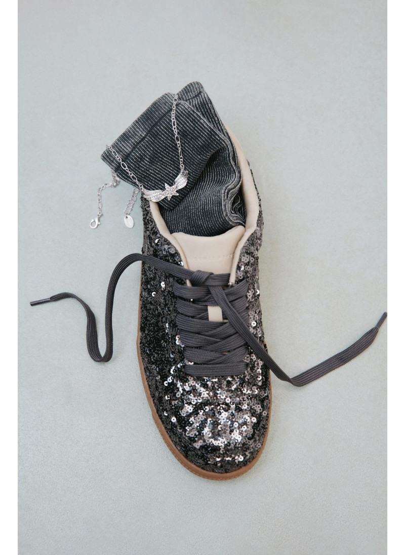 КРОССОВКИ С ПАЙЕТКАМИ