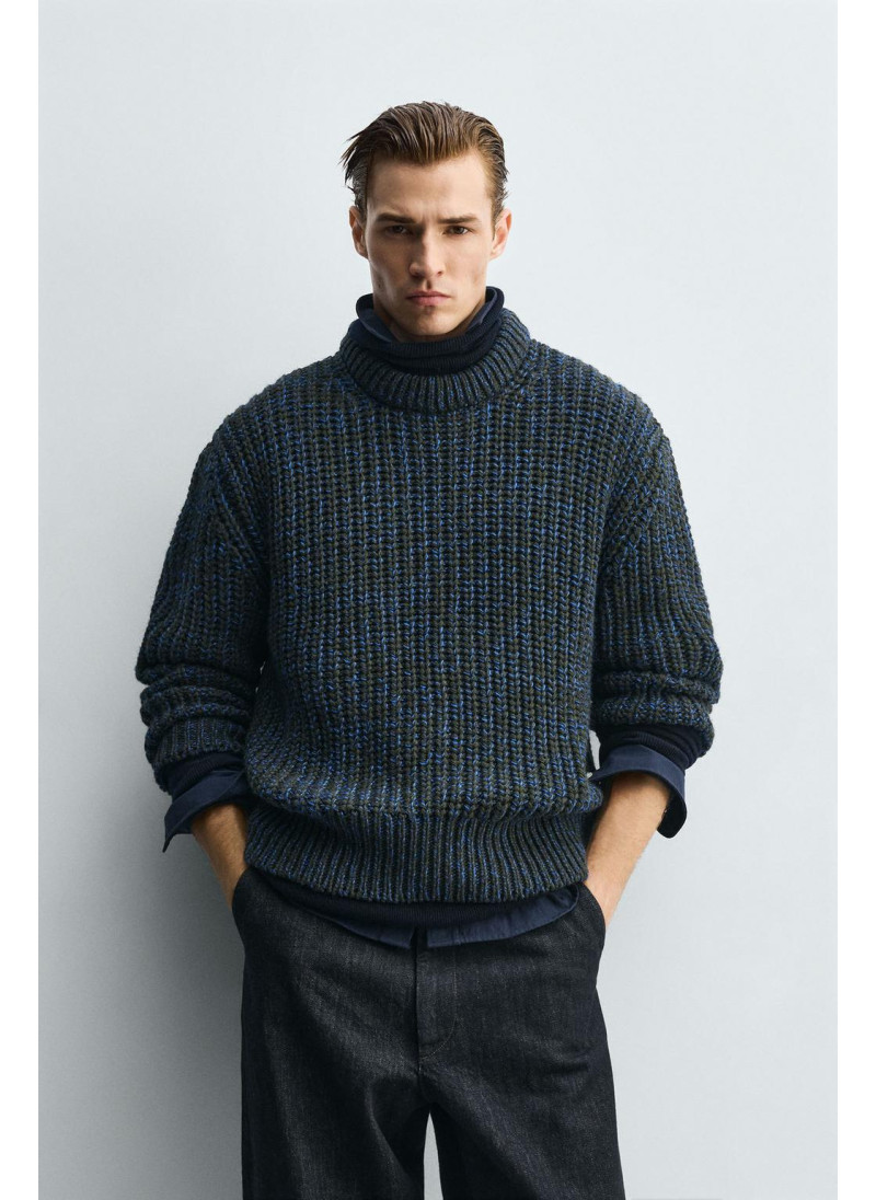 Джемпер с объемным текстурным узором Джемпер с объемным текстурным узором