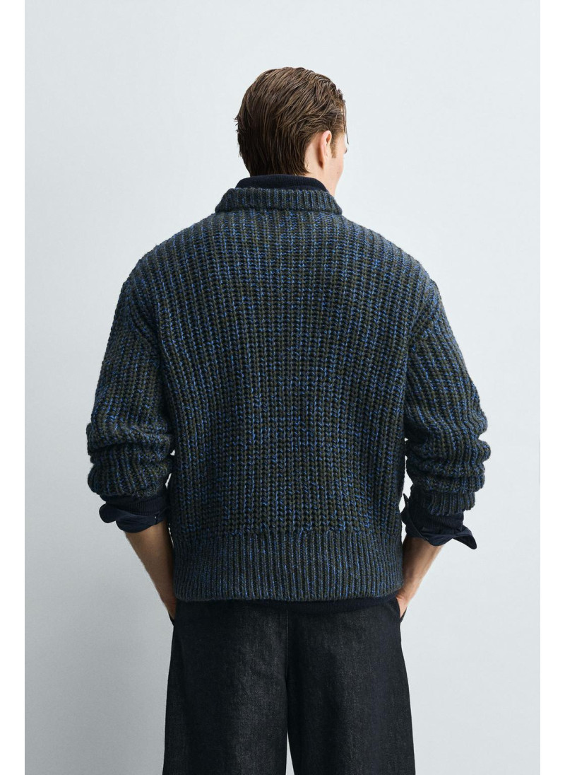 Джемпер с объемным текстурным узором Джемпер с объемным текстурным узором