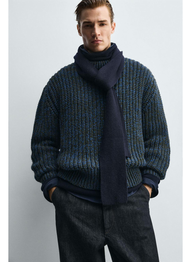 Джемпер с объемным текстурным узором Джемпер с объемным текстурным узором