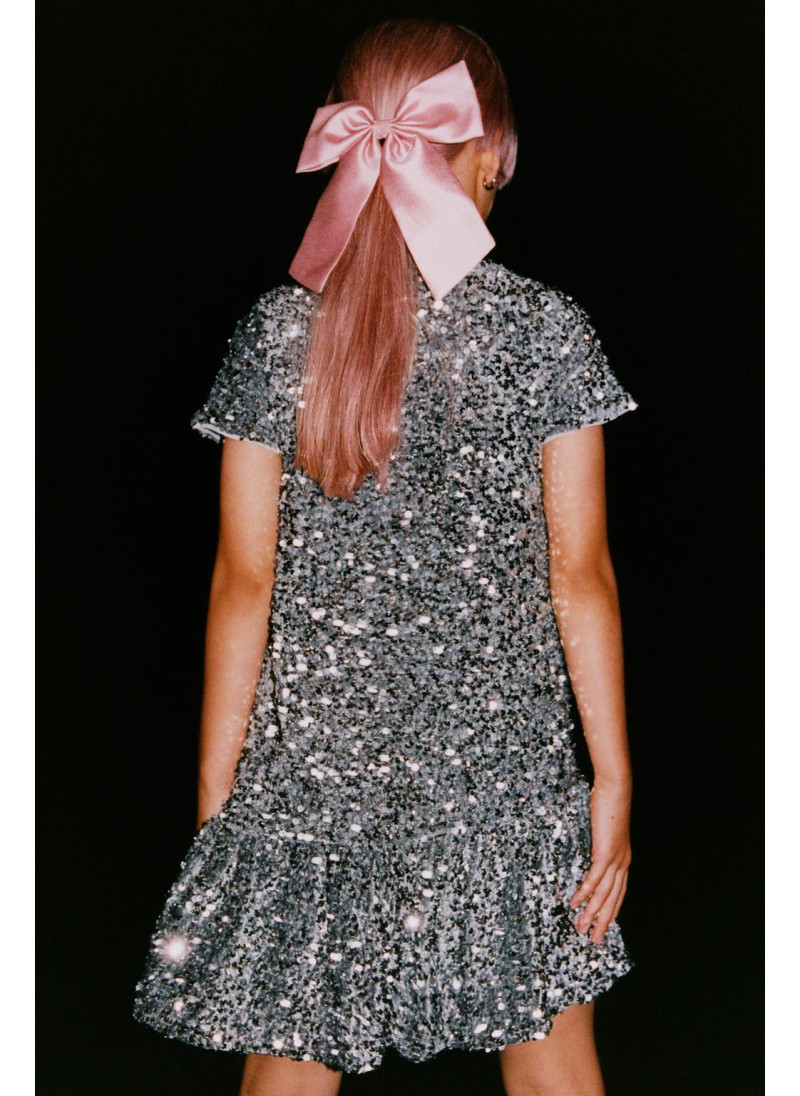 ПЛАТЬЕ С ВОЛАНАМИ И ПАЙЕТКАМИ ПЛАТЬЕ С ВОЛАНАМИ И ПАЙЕТКАМИ