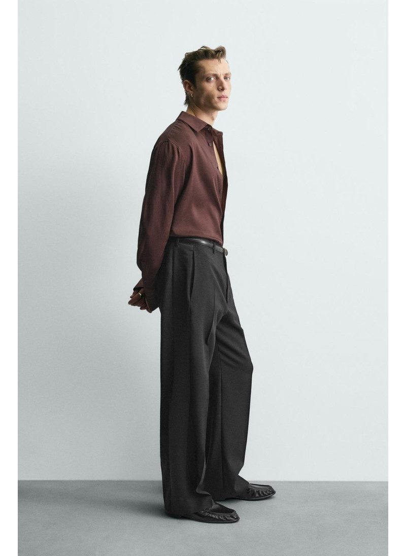 КОСТЮМНЫЕ БРЮКИ К СМОКИНГУ ИЗ ШЕРСТИ — LIMITED EDITION КОСТЮМНЫЕ БРЮКИ К СМОКИНГУ ИЗ ШЕРСТИ — LIMITED EDITION