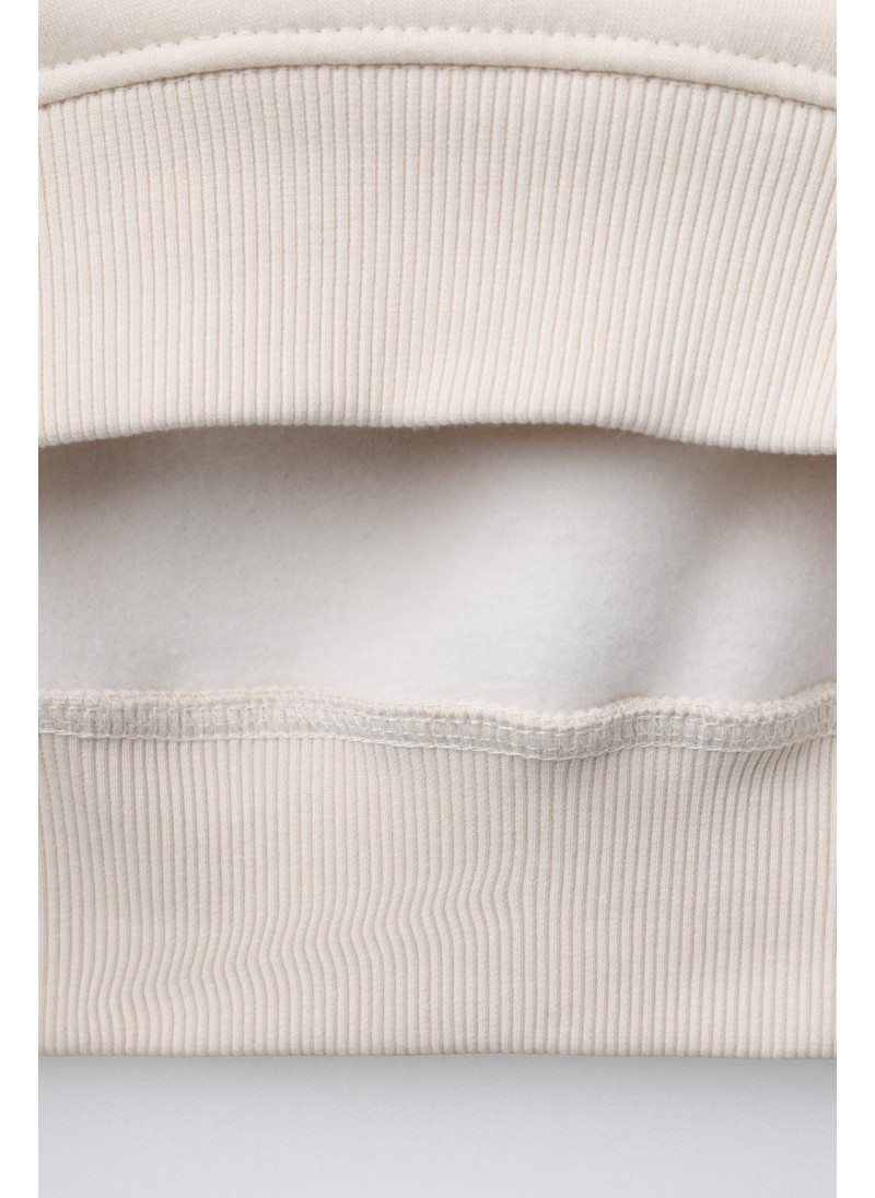 Свитшот с кристаллами и надписью Свитшот с кристаллами и надписью