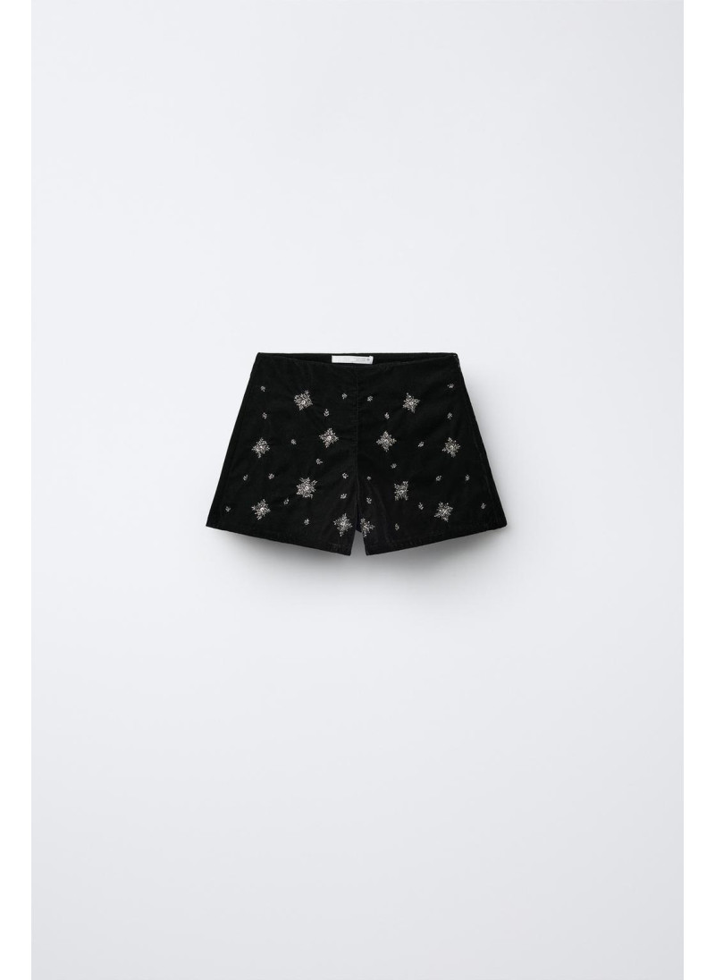 БАРХАТНЫЕ ШОРТЫ-БЕРМУДЫ С БУСИНАМИ БАРХАТНЫЕ ШОРТЫ-БЕРМУДЫ С БУСИНАМИ