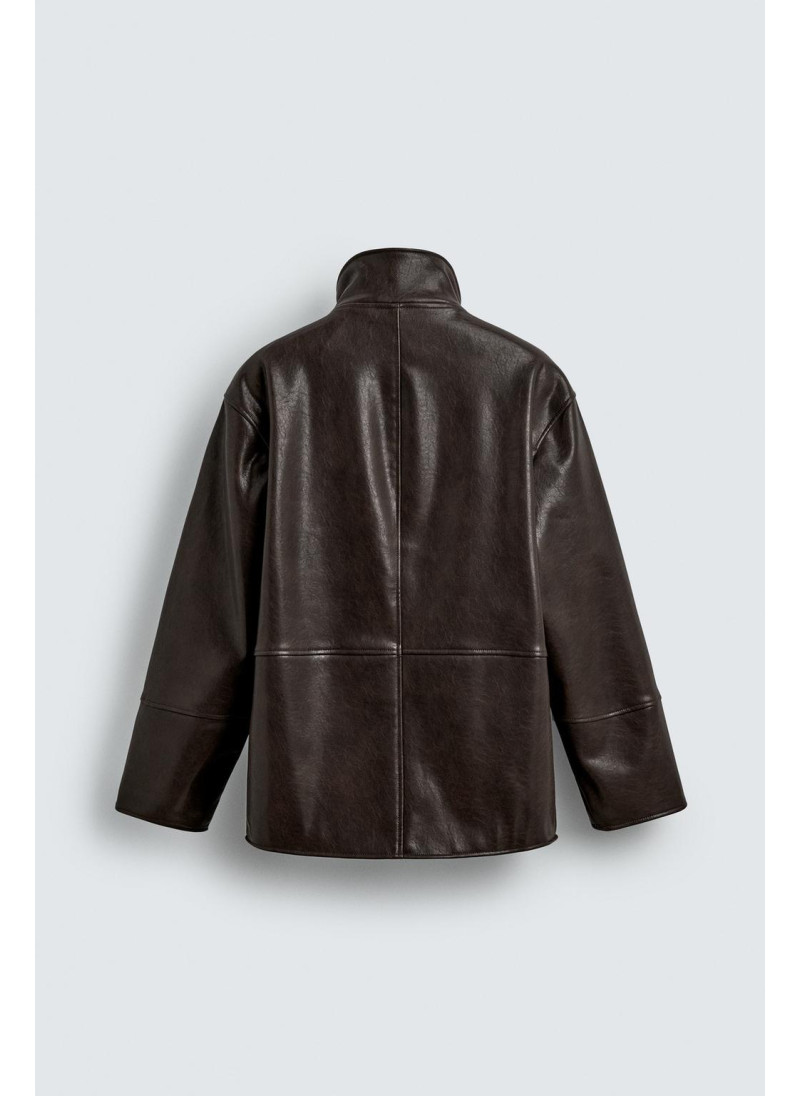 Куртка с контрастной отделкой под кожу Куртка с контрастной отделкой под кожу