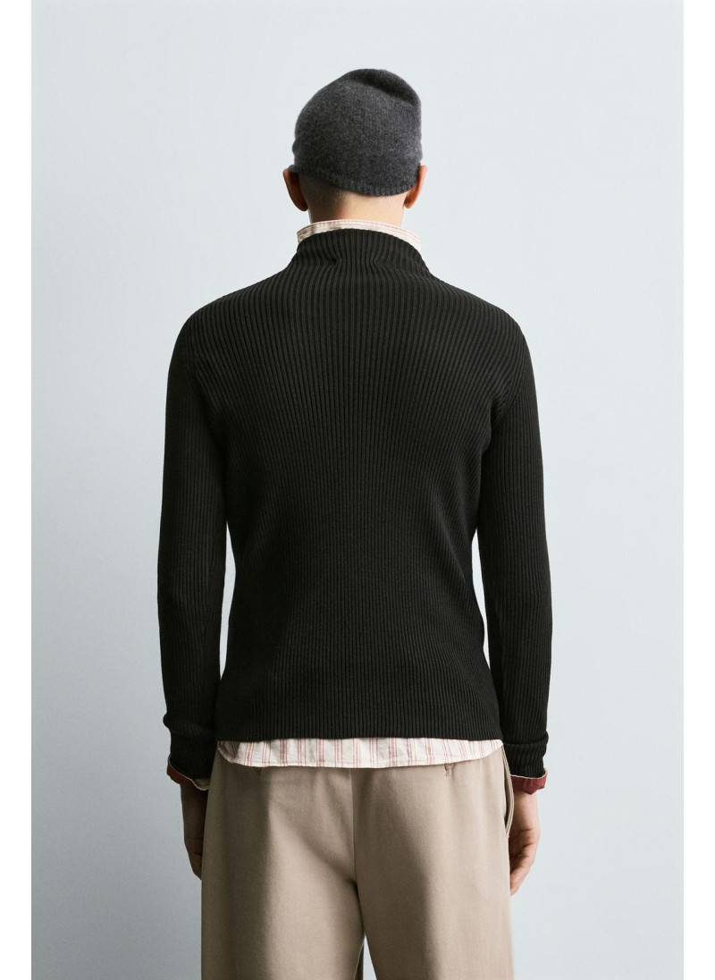 СВИТЕР В РУБЧИК С ВОРОТНИКОМ-СТОЙКОЙ СВИТЕР В РУБЧИК С ВОРОТНИКОМ-СТОЙКОЙ