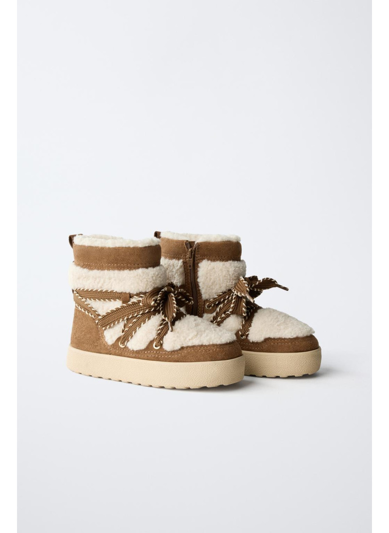 БОТИНКИ ИЗ ИСКУССТВЕННОЙ ОВЧИНЫ ИЗ КОМБИНИРОВАННЫХ МАТЕРИАЛОВ БОТИНКИ ИЗ ИСКУССТВЕННОЙ ОВЧИНЫ ИЗ КОМБИНИРОВАННЫХ МАТЕРИАЛОВ