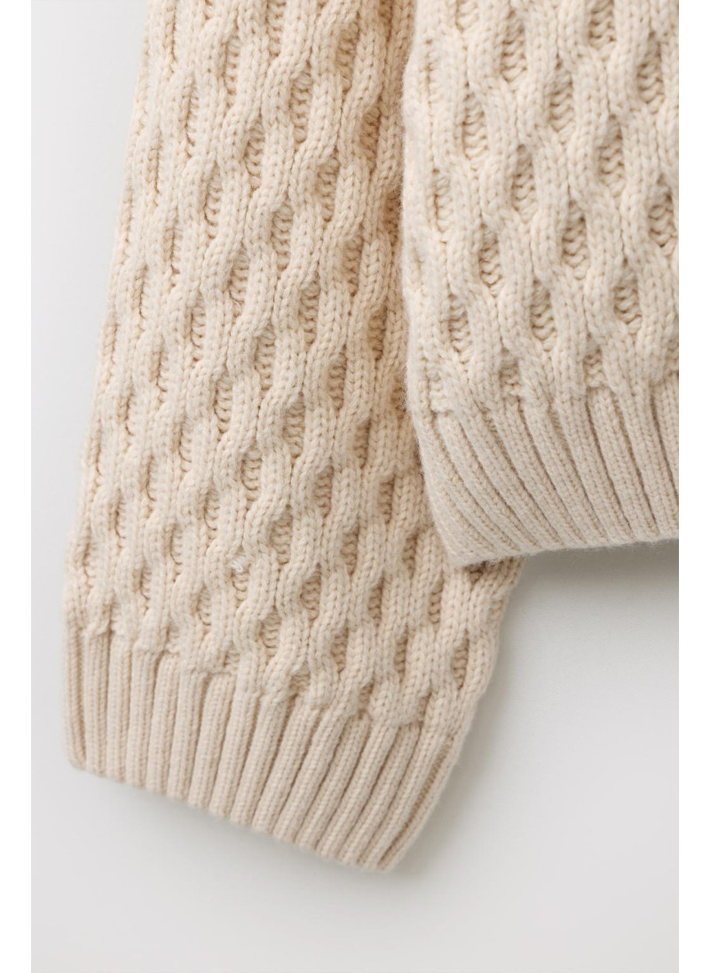 Вязанный свитер из шерсти limited edition Вязанный свитер из шерсти limited edition