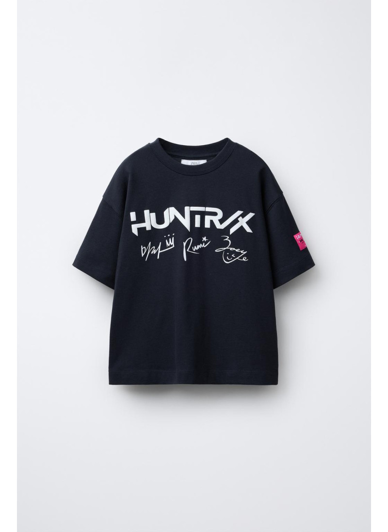 Футболка с принтом kpop demon hunters™ netflix © Футболка с принтом kpop demon hunters™ netflix ©