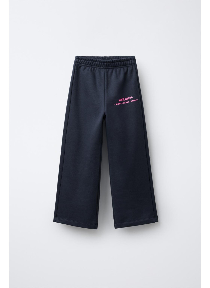 БРЮКИ WIDE LEG ИЗ МЯГКОЙ ТКАНИ KPOP DEMON HUNTERS™ NETFLIX © БРЮКИ WIDE LEG ИЗ МЯГКОЙ ТКАНИ KPOP DEMON HUNTERS™ NETFLIX ©