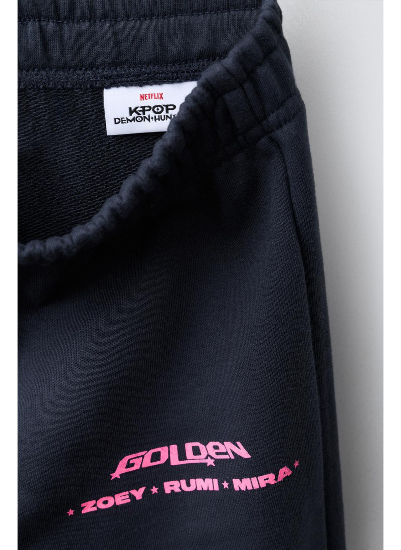 БРЮКИ WIDE LEG ИЗ МЯГКОЙ ТКАНИ KPOP DEMON HUNTERS™ NETFLIX © БРЮКИ WIDE LEG ИЗ МЯГКОЙ ТКАНИ KPOP DEMON HUNTERS™ NETFLIX ©