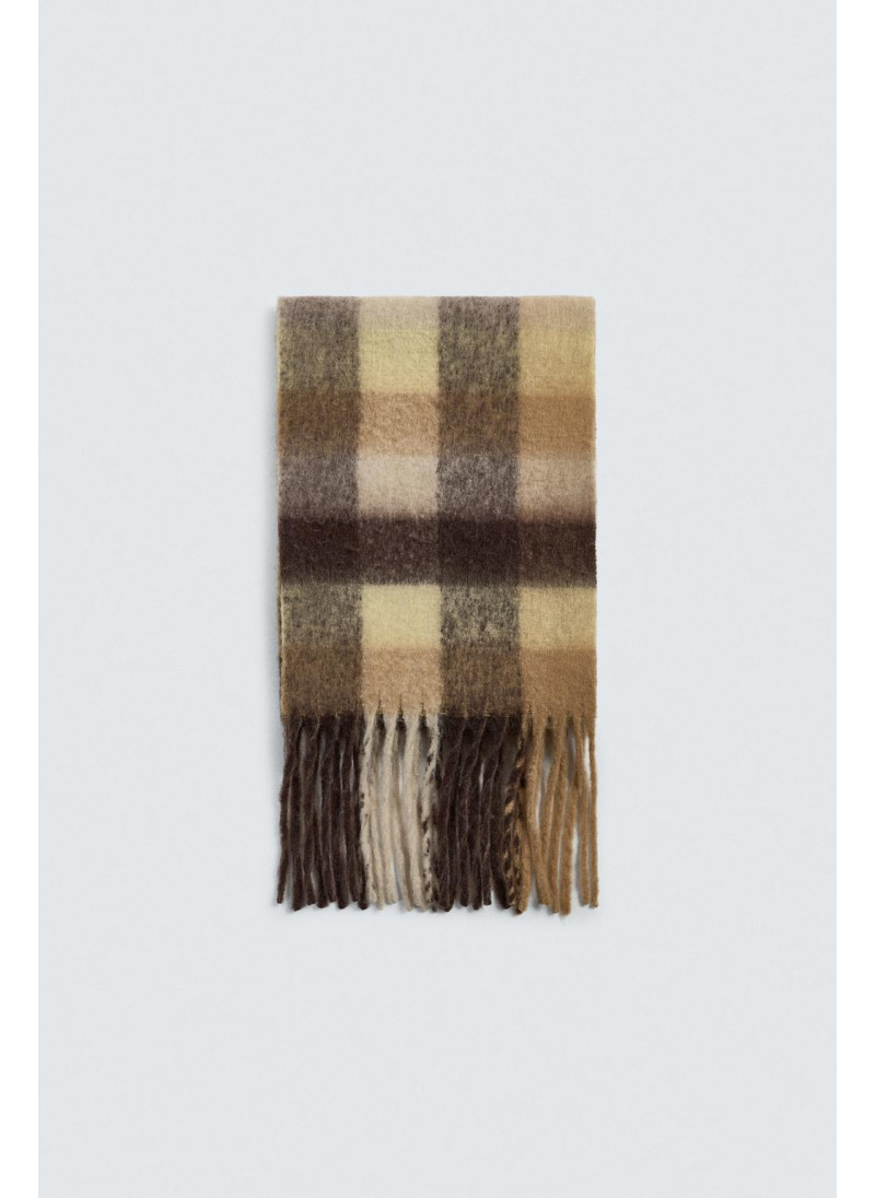 Шарф в клетку из мягкой ткани Шарф в клетку из мягкой ткани