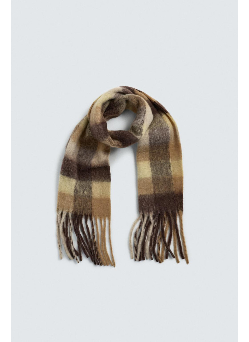 Шарф в клетку из мягкой ткани Шарф в клетку из мягкой ткани