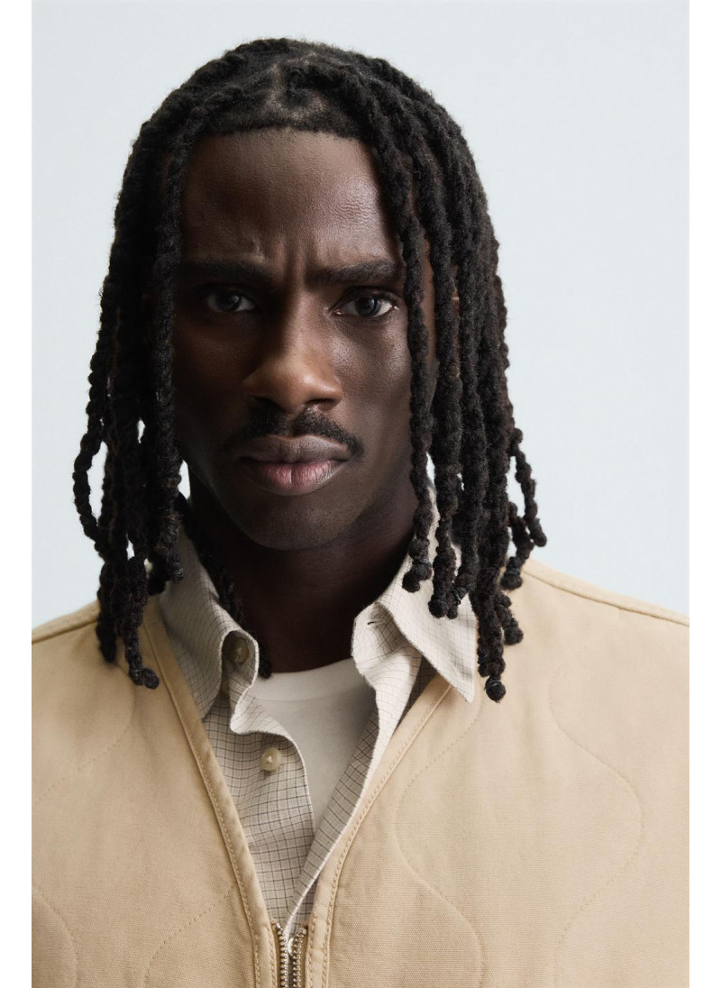 Жилет с вышитыми швами и обработкой под старину Жилет с вышитыми швами и обработкой под старину