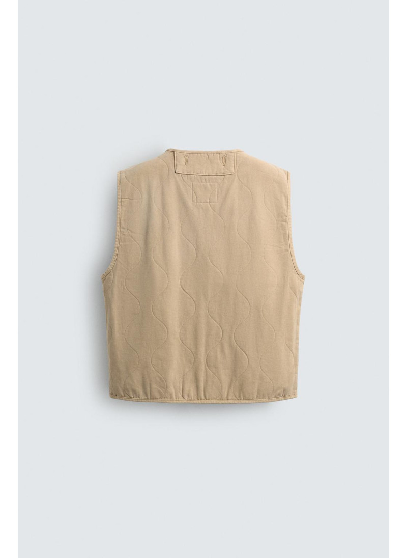 Жилет с вышитыми швами и обработкой под старину Жилет с вышитыми швами и обработкой под старину