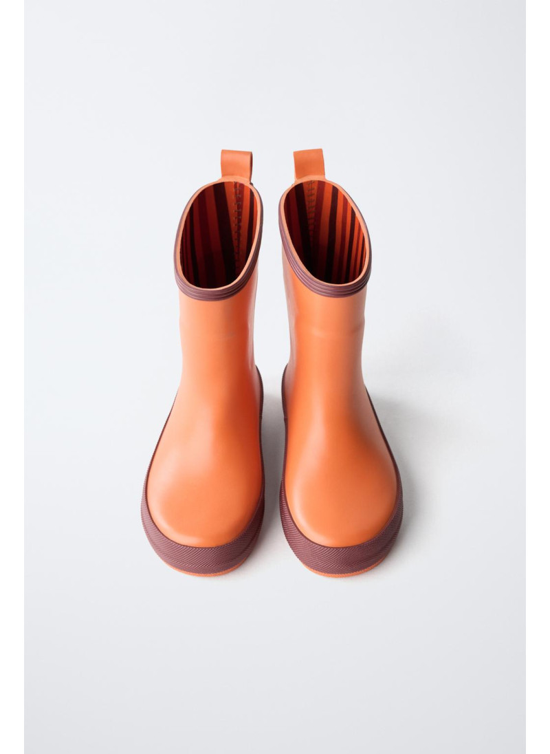 Резиновые сапоги в полоску Резиновые сапоги в полоску