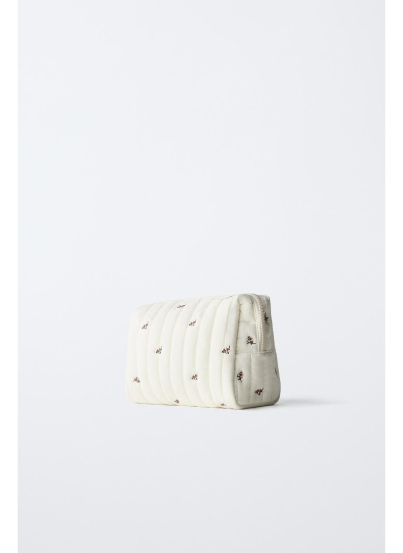 КОСМЕТИЧКА С ЦВЕТОЧНЫМ ПРИНТОМ КОСМЕТИЧКА С ЦВЕТОЧНЫМ ПРИНТОМ