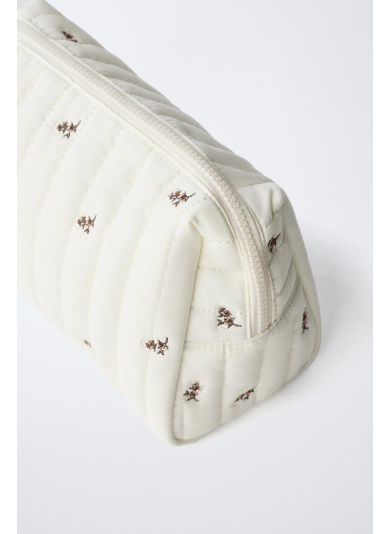 КОСМЕТИЧКА С ЦВЕТОЧНЫМ ПРИНТОМ КОСМЕТИЧКА С ЦВЕТОЧНЫМ ПРИНТОМ