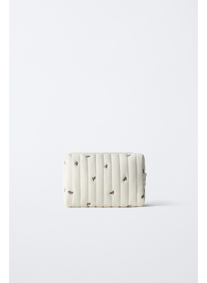 КОСМЕТИЧКА С ЦВЕТОЧНЫМ ПРИНТОМ КОСМЕТИЧКА С ЦВЕТОЧНЫМ ПРИНТОМ