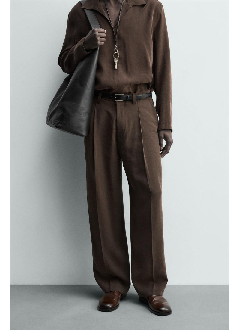 Потрясающие плиссированные брюки Потрясающие плиссированные брюки