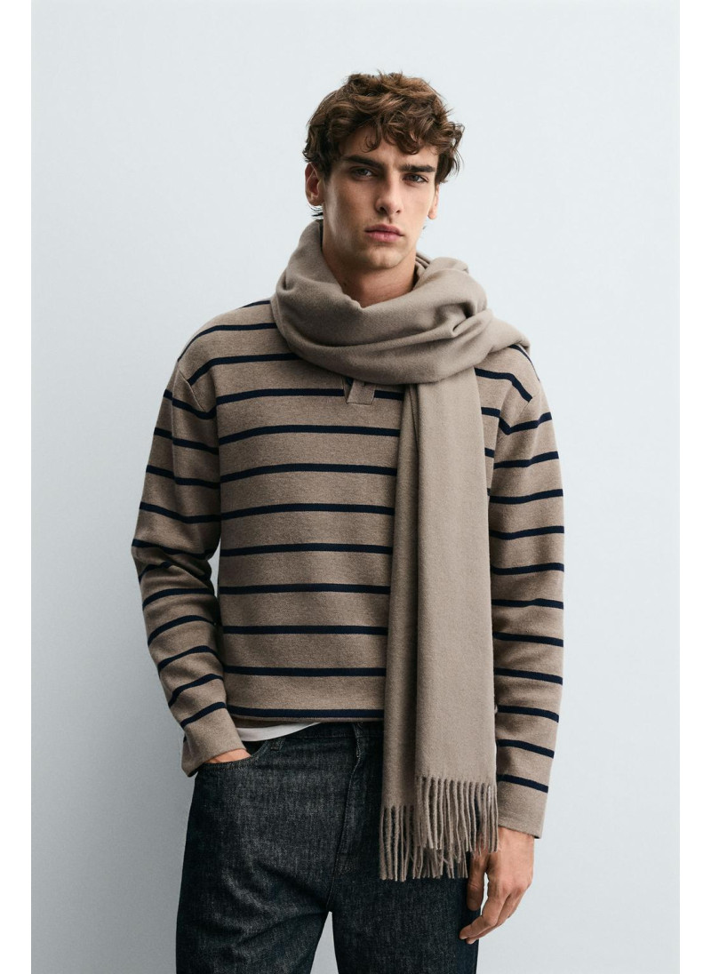 Шарф с бахромой Шарф с бахромой