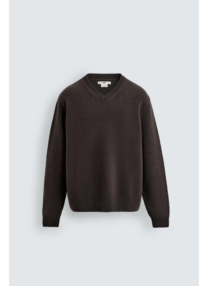 СВИТЕР ИЗ 100% ШЕРСТИ С V-ОБРАЗНЫМ ВЫРЕЗОМ — LIMITED EDITION СВИТЕР ИЗ 100% ШЕРСТИ С V-ОБРАЗНЫМ ВЫРЕЗОМ — LIMITED EDITION