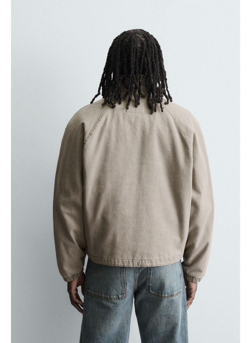 Куртка с утепленным контрастным воротником Куртка с утепленным контрастным воротником