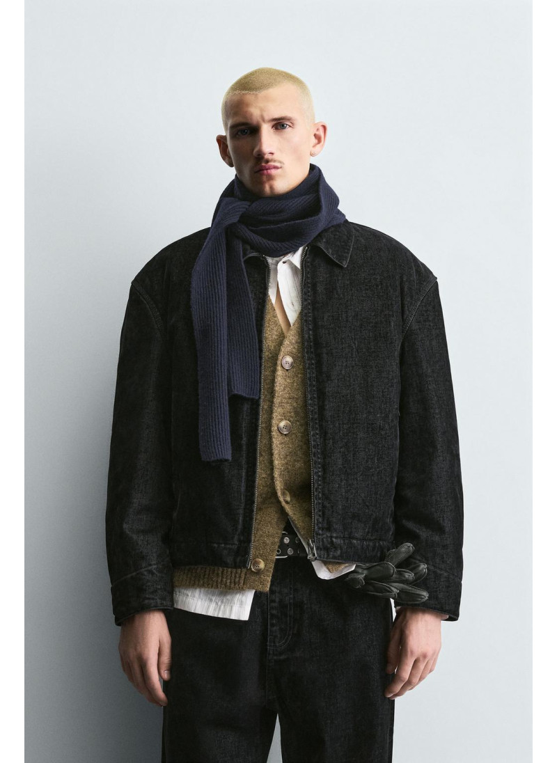 Куртка из мягкого велюра свободного кроя Куртка из мягкого велюра свободного кроя