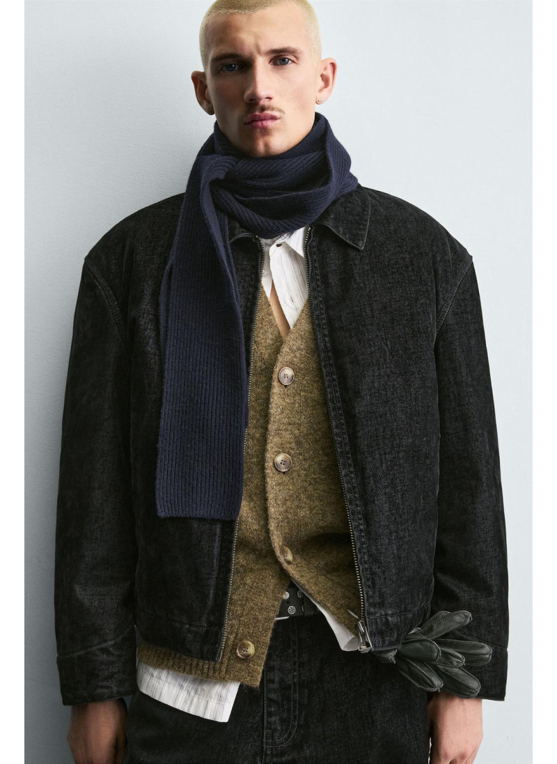 Куртка из мягкого велюра свободного кроя Куртка из мягкого велюра свободного кроя