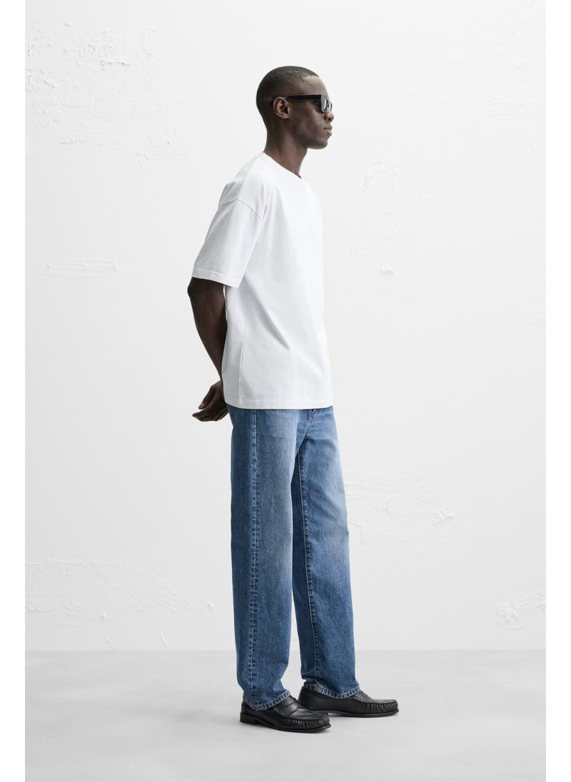 Футболка свободного кроя из плотного хлопка Футболка свободного кроя из плотного хлопка