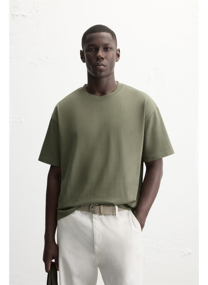 Футболка свободного кроя из плотного хлопка Футболка свободного кроя из плотного хлопка