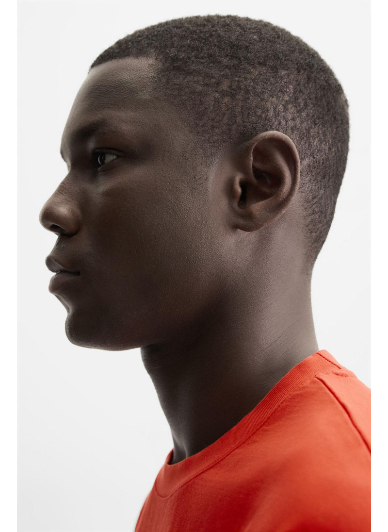 Футболка свободного кроя из плотного хлопка Футболка свободного кроя из плотного хлопка