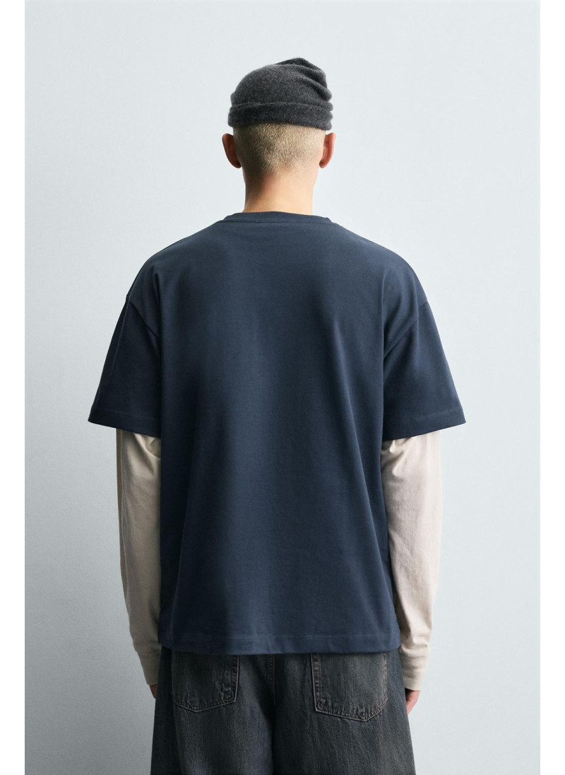 Футболка свободного кроя из плотного хлопка Футболка свободного кроя из плотного хлопка