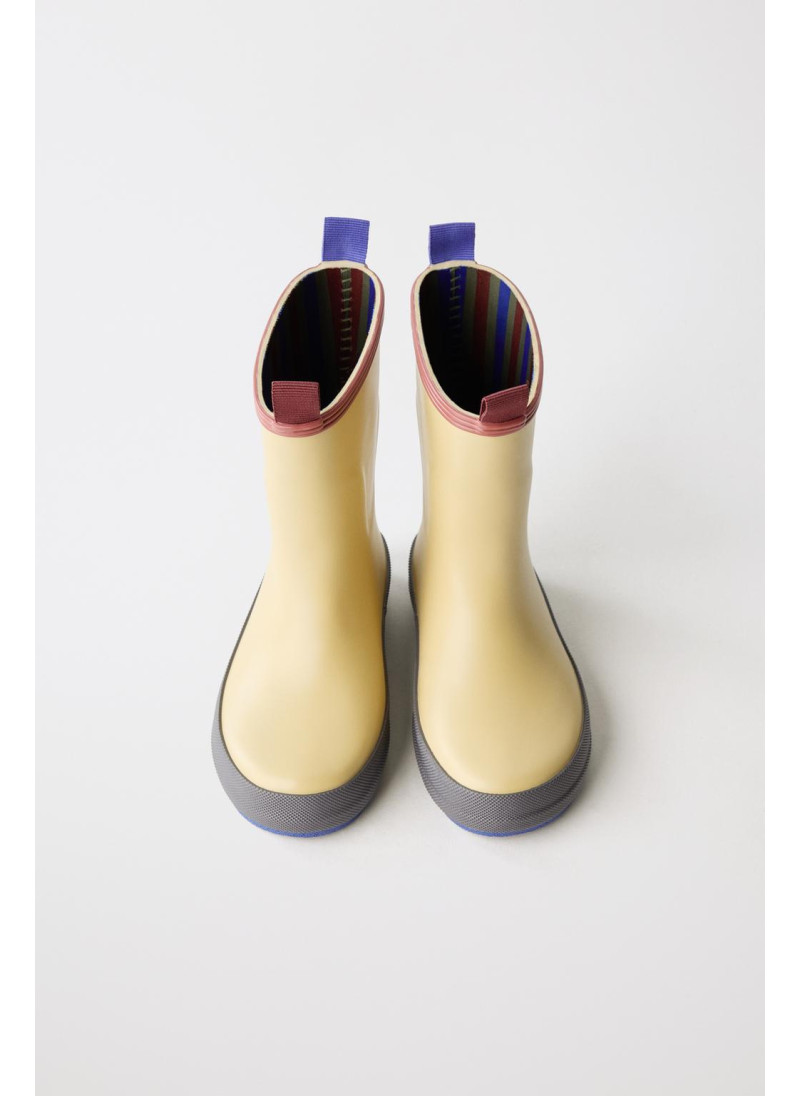 Резиновые сапоги zara с блоками цветов Резиновые сапоги zara с блоками цветов
