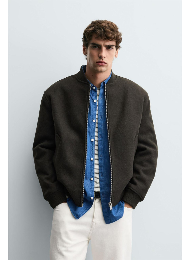 Куртка-бомбер с комбинированными материалами Куртка-бомбер с комбинированными материалами