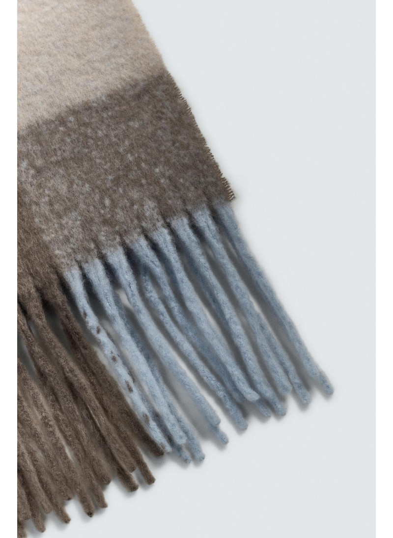 ШАРФ В КЛЕТКУ С БАХРОМОЙ ШАРФ В КЛЕТКУ С БАХРОМОЙ