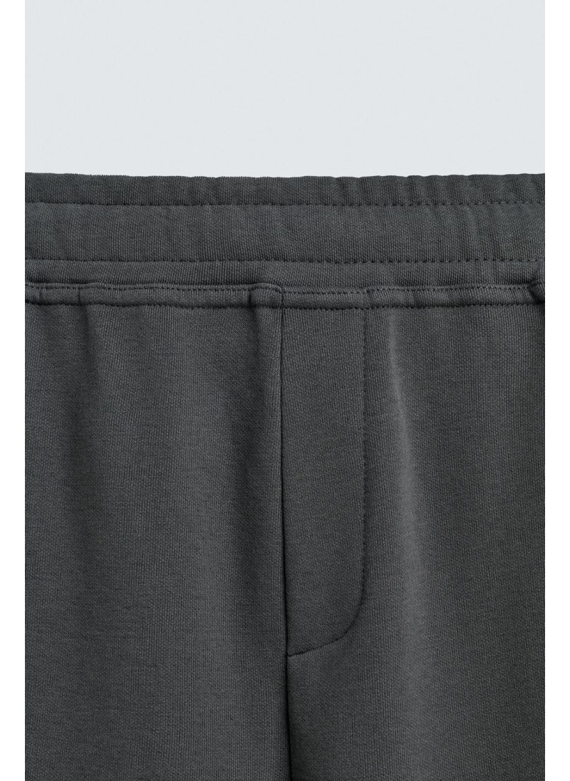 Брюки-джоггеры свободного кроя Брюки-джоггеры свободного кроя