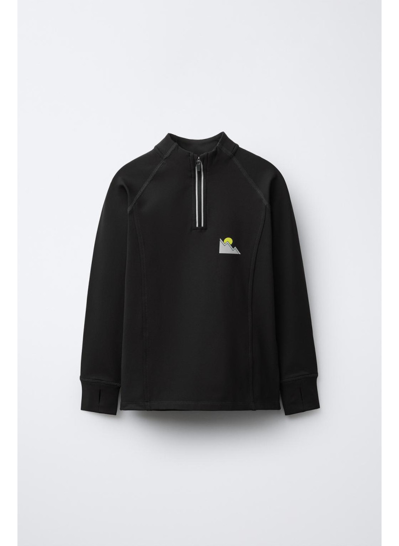 Футболка из коллекции лыжной одежды с термоэффектом Футболка из коллекции лыжной одежды с термоэффектом