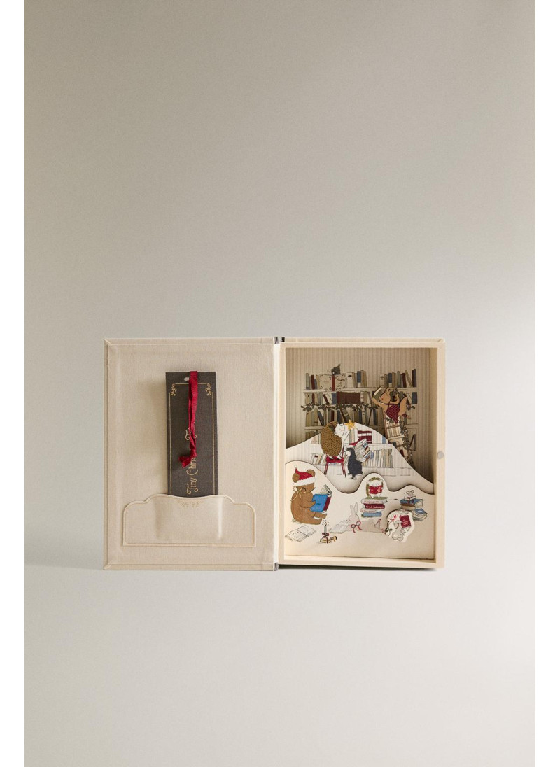 Рождественская музыкальная шкатулка с книжным шкафом Рождественская музыкальная шкатулка с книжным шкафом